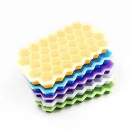 37-chamber Honeycomb Ice Cube Tray Reusable Food-grade Silicone Ice Cube Mold BPA-free Ice Maker Removable Lid